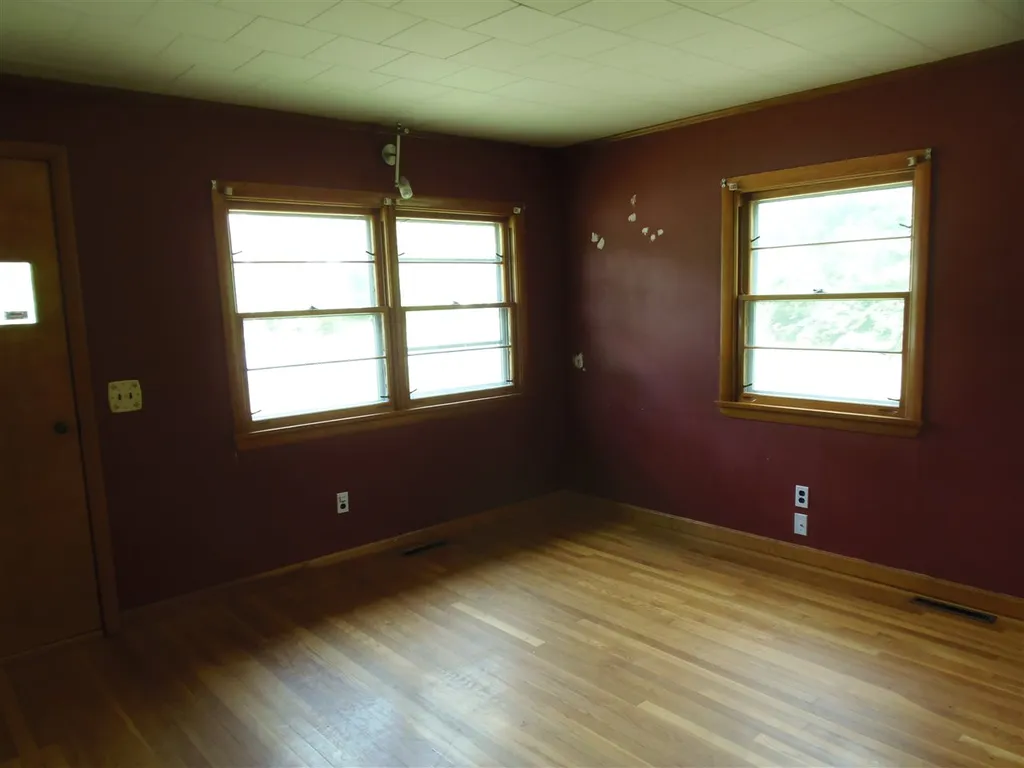 51 Eaton Road Swanzey NH 03446