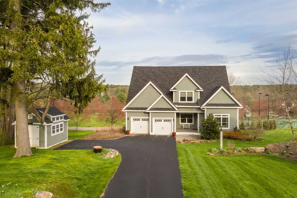 4 Winterberry Drive Dover NH 03820