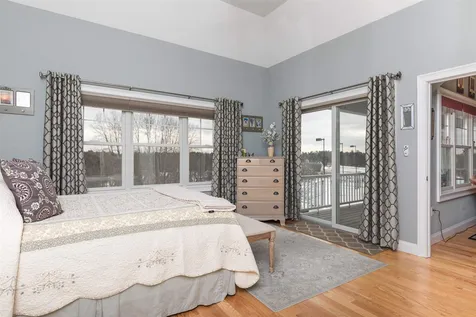 4 Winterberry Drive Dover NH 03820