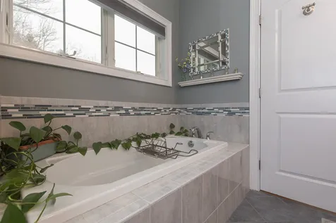 4 Winterberry Drive Dover NH 03820