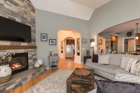 4 Winterberry Drive Dover NH 03820