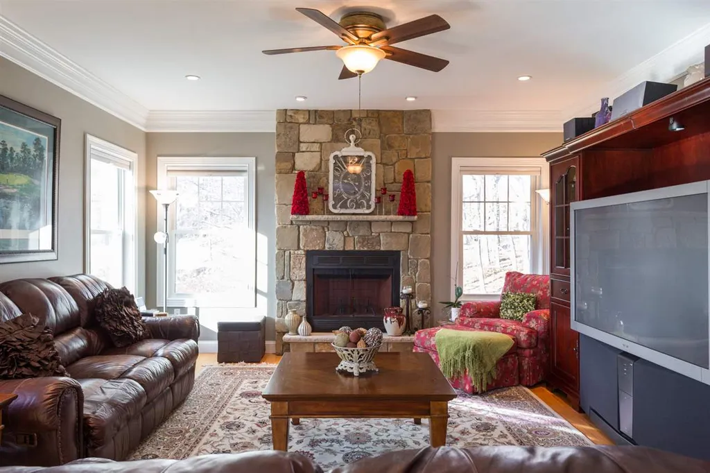 45 Wisteria Drive Dover NH 03820