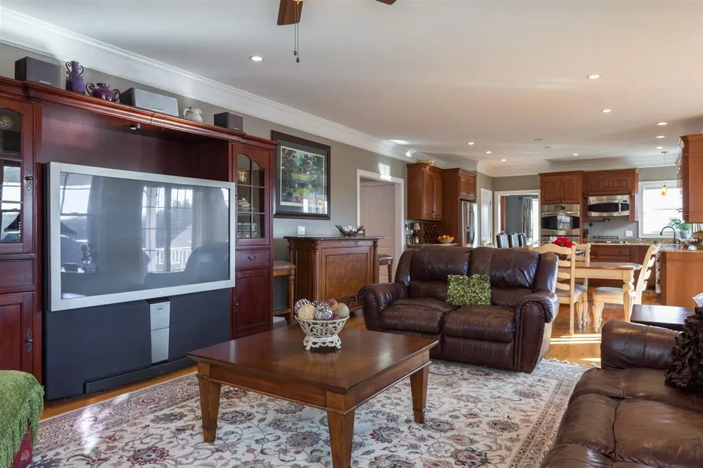 45 Wisteria Drive Dover NH 03820