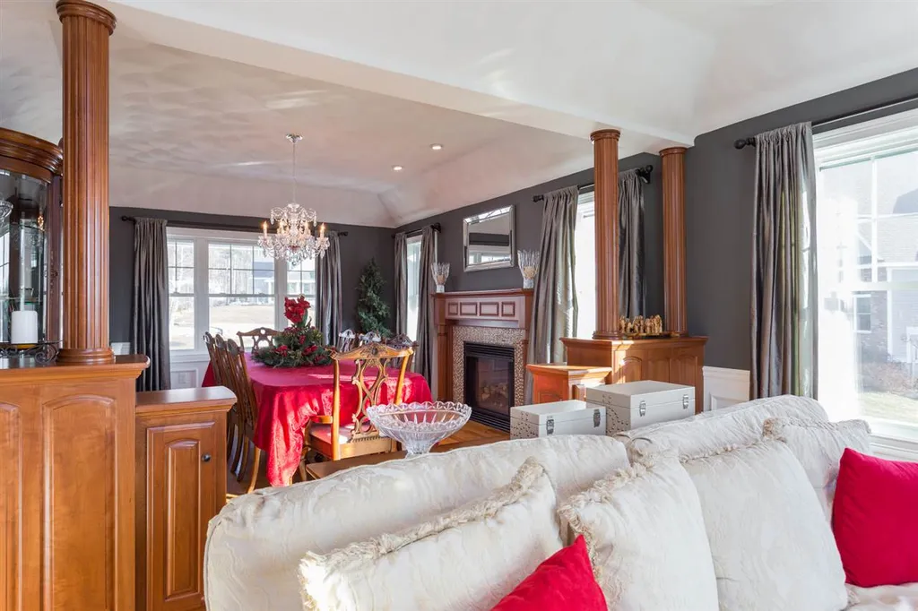 45 Wisteria Drive Dover NH 03820