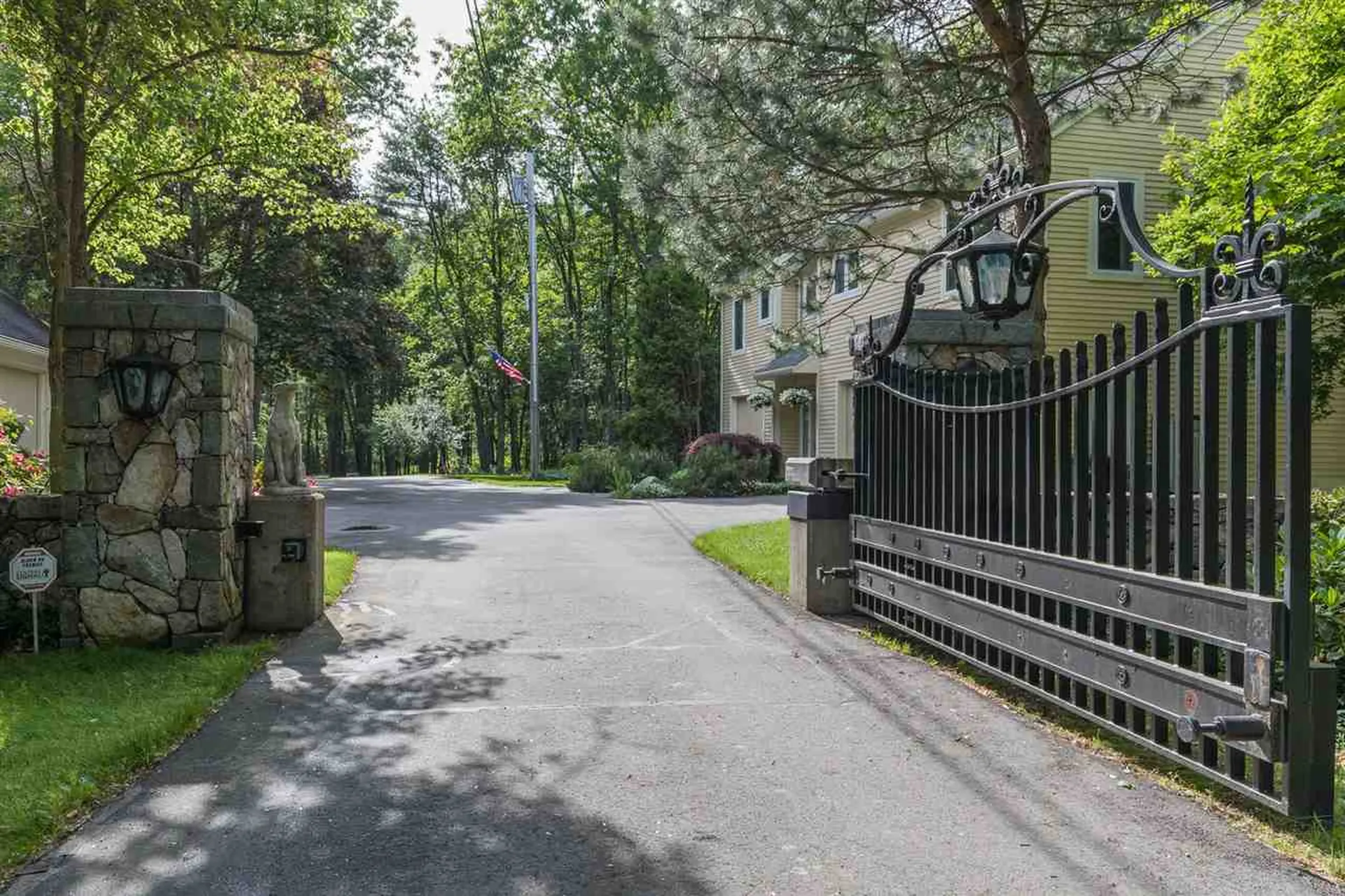 34 Raeder Drive Stratham NH 03885