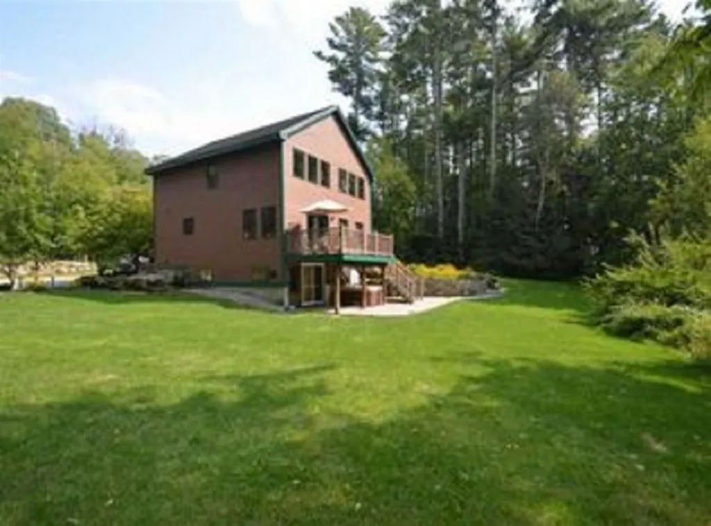 4 Baxter Lane Merrimack NH 03054