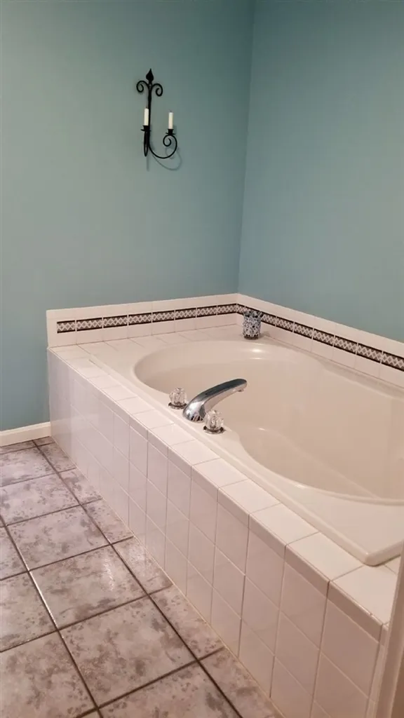 3 Winn Road Nashua NH 03062