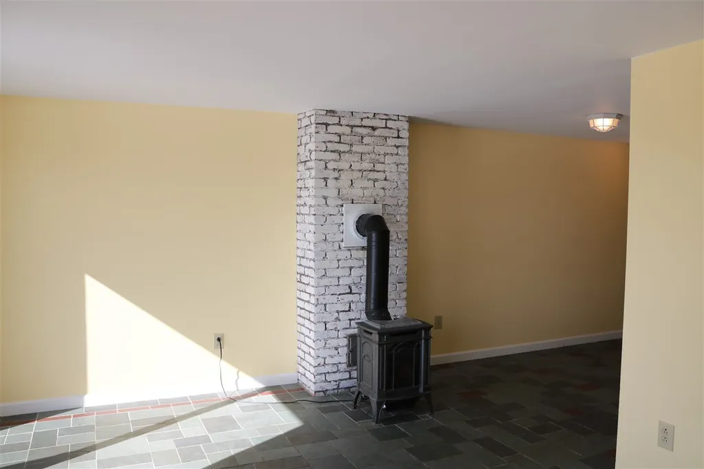 16 Evergreen Lane Middlebury VT 05753