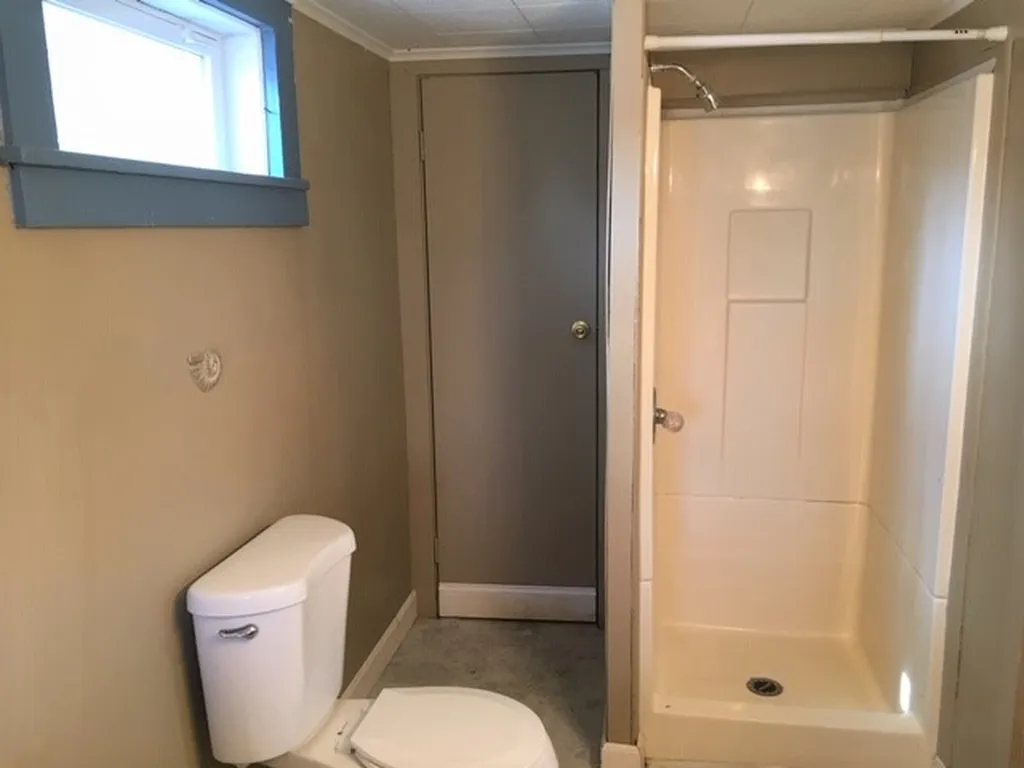 177 W Bow Street Franklin NH 03235
