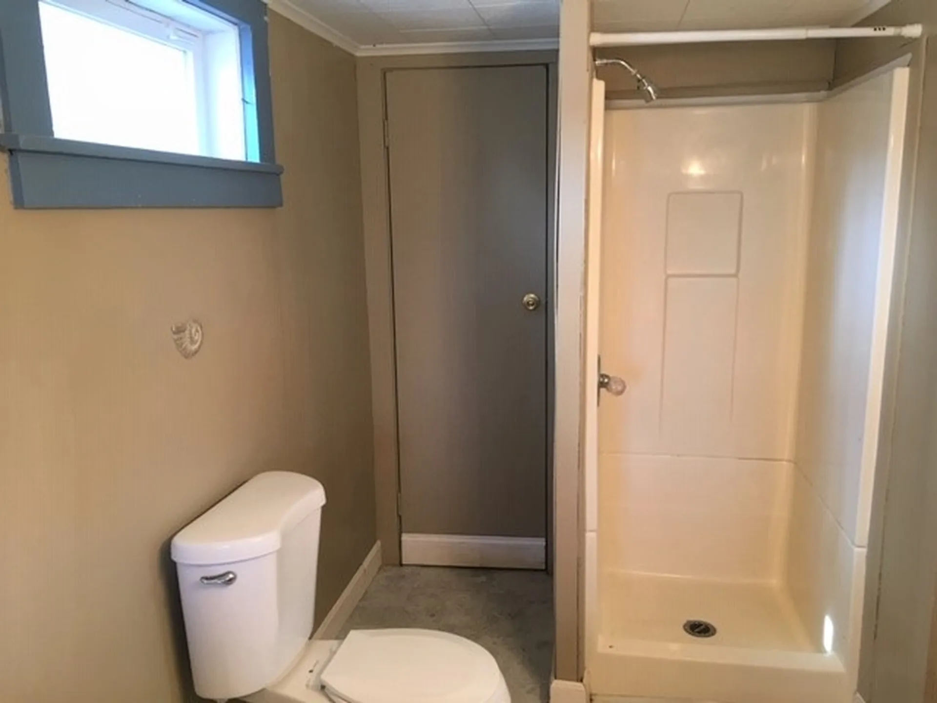 177 W Bow Street Franklin NH 03235