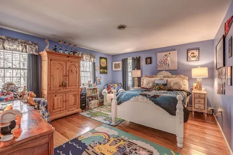 12 Nathan Lord Road Amherst NH 03031