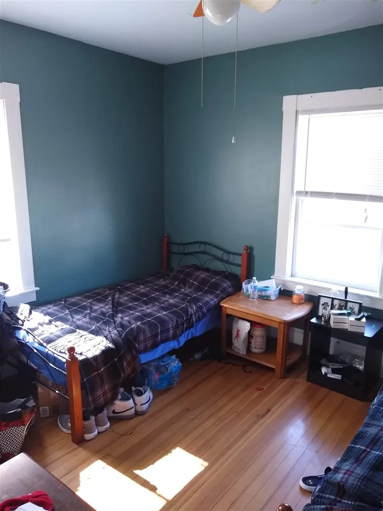 60 Blossom Street Nashua NH 03060