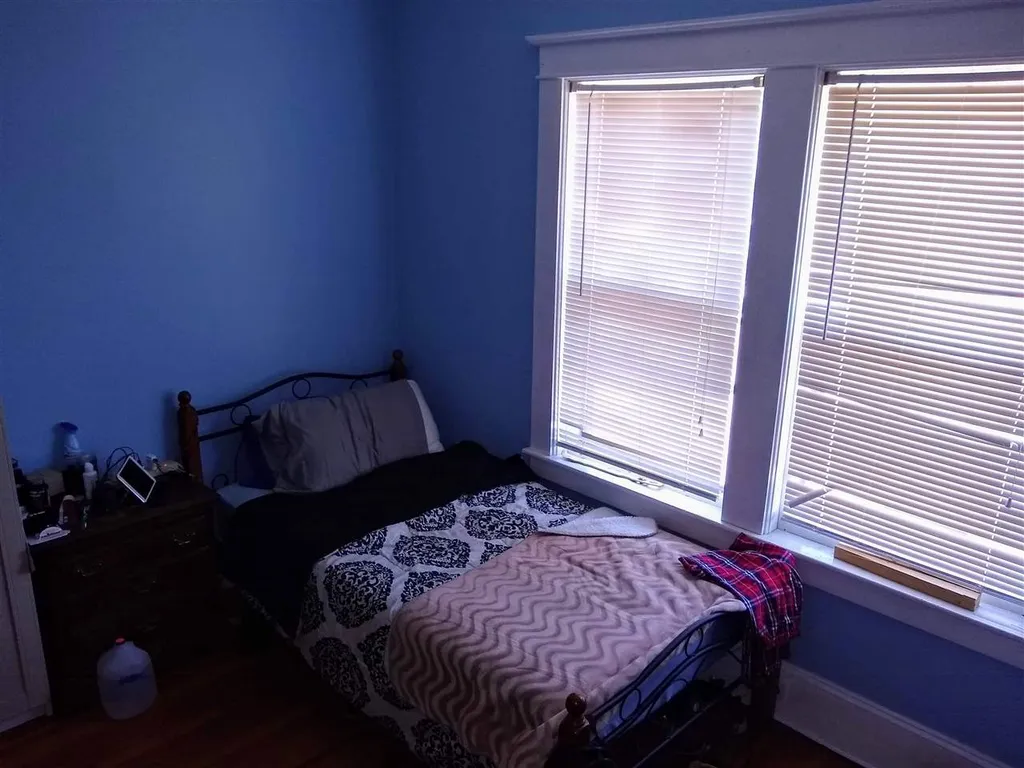 60 Blossom Street Nashua NH 03060