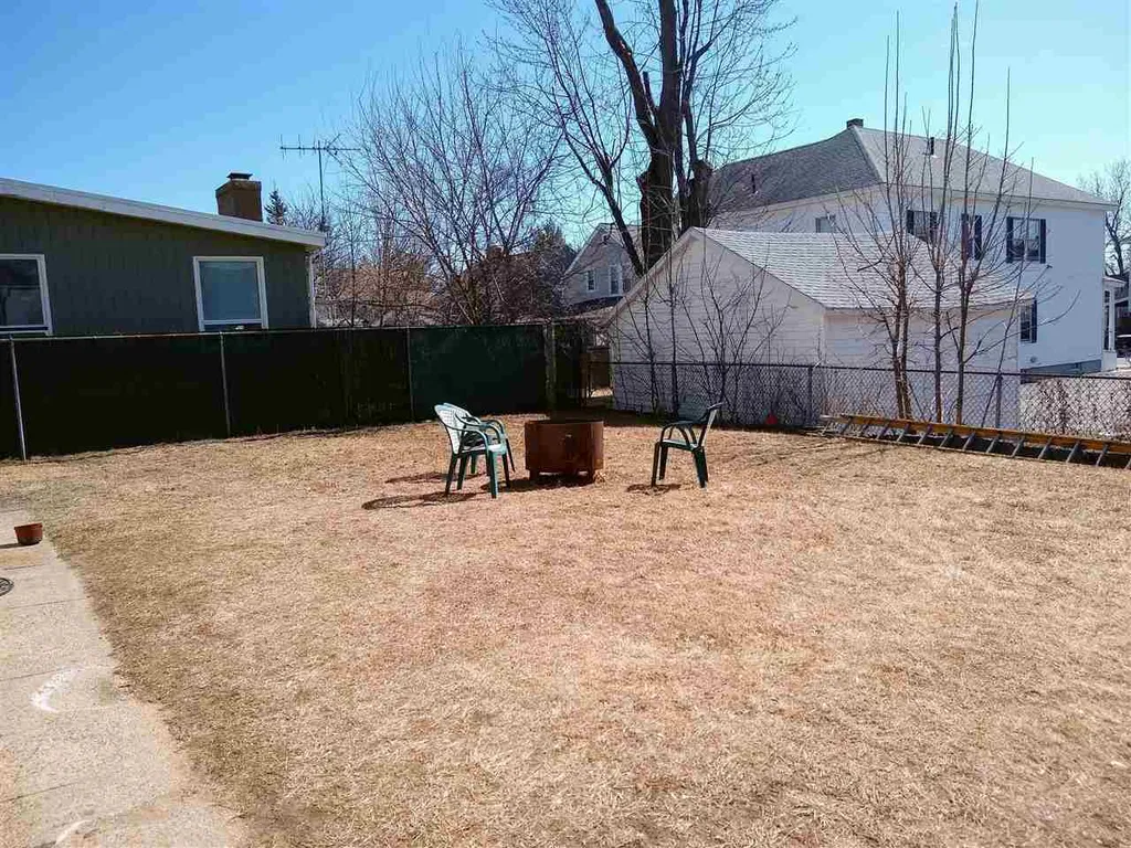 60 Blossom Street Nashua NH 03060
