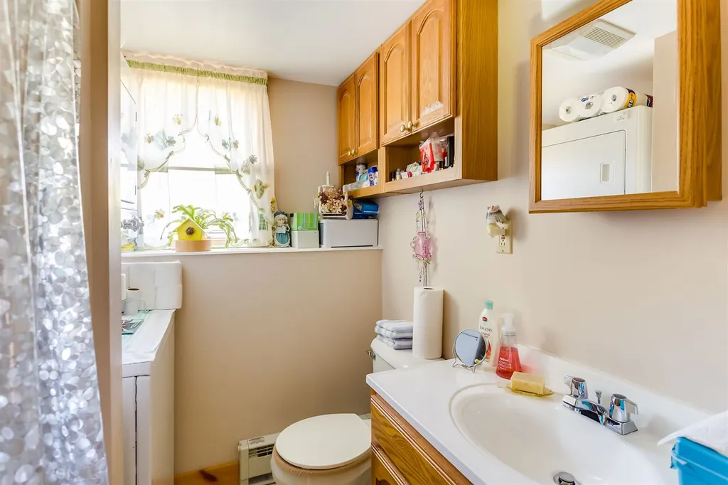 207 Pleasant Street Eliot ME 03903