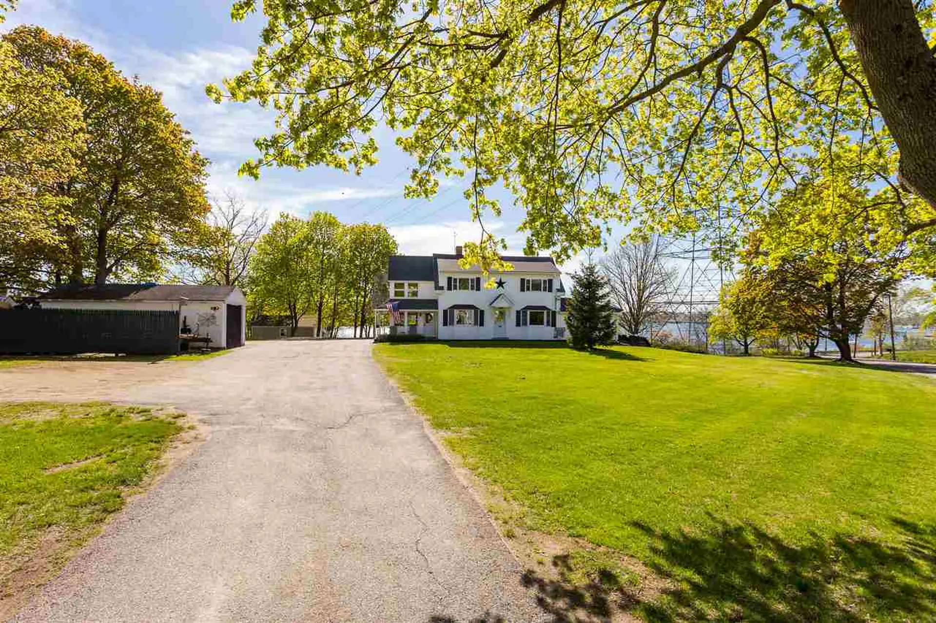 207 Pleasant Street Eliot ME 03903