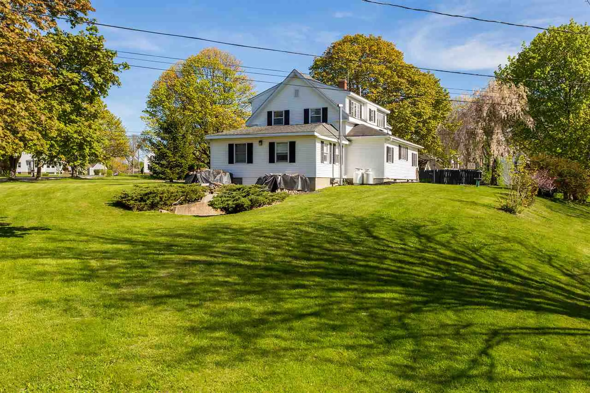 207 Pleasant Street Eliot ME 03903