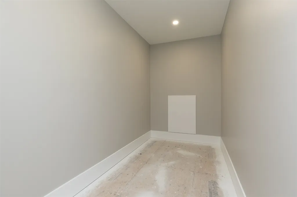 142 Mill Pond Way Portsmouth NH 03801