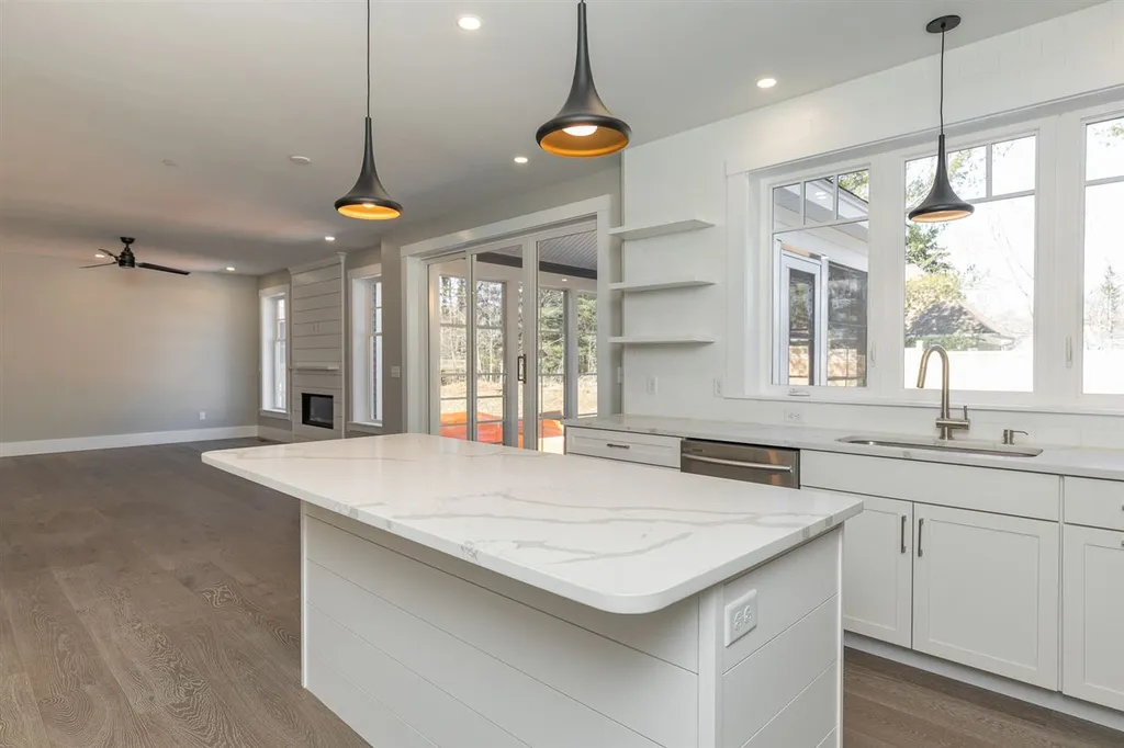 142 Mill Pond Way Portsmouth NH 03801