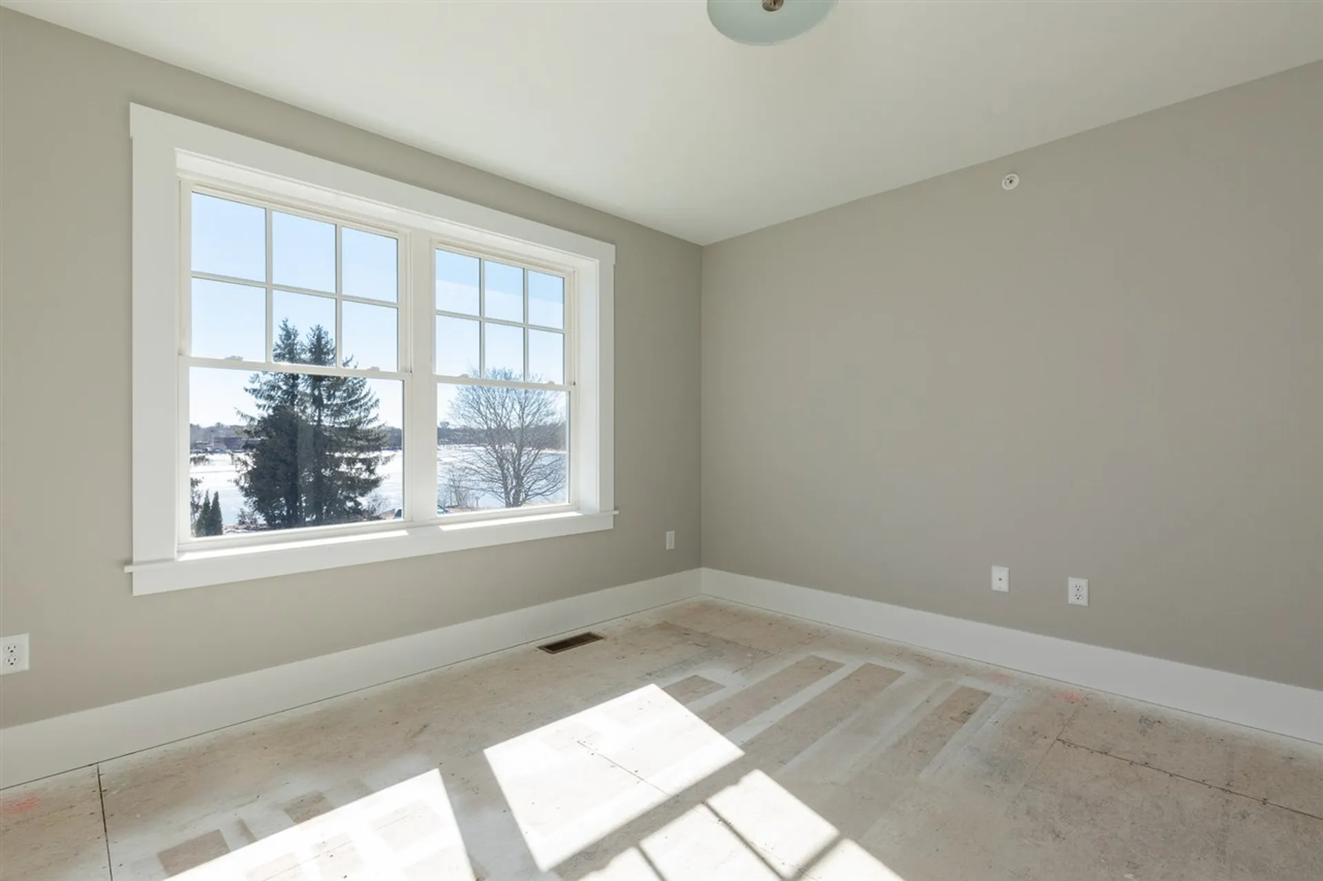 142 Mill Pond Way Portsmouth NH 03801