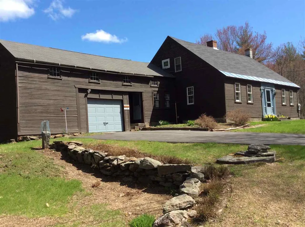713 River Road Lebanon ME 04027