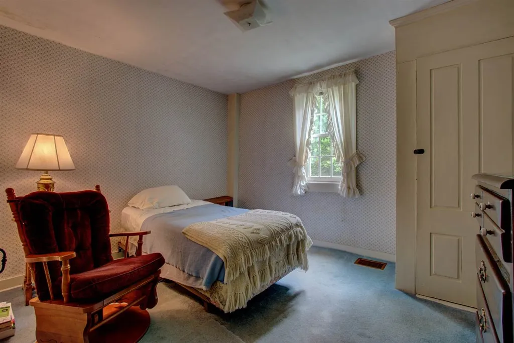 713 River Road Lebanon ME 04027