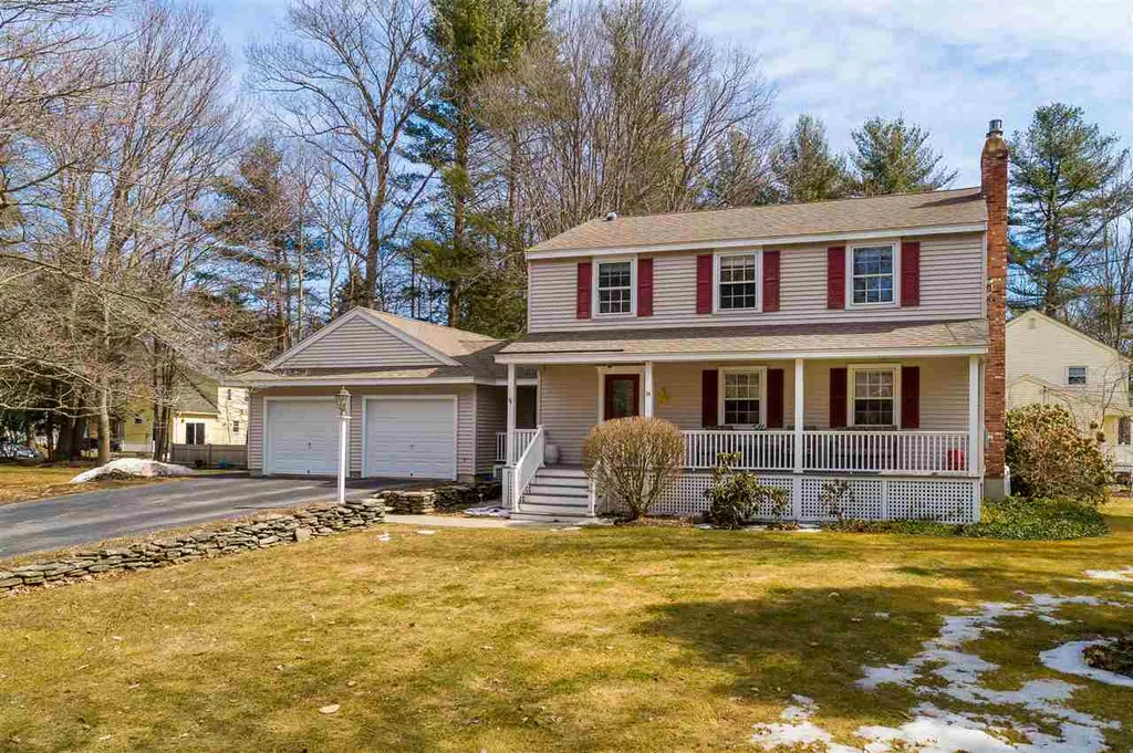 14 Thelma Drive Exeter NH 03833