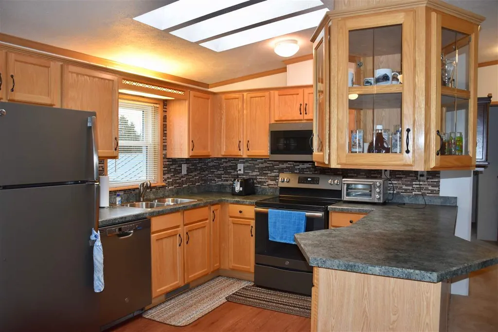 149 Cleland South Road Alburgh VT 05440