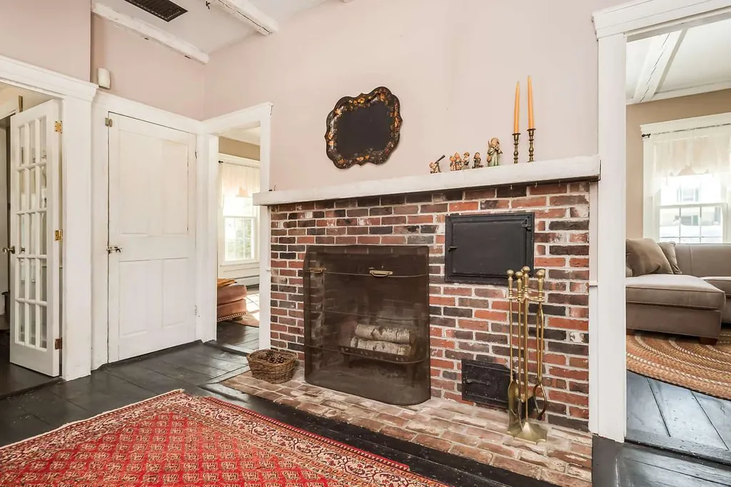 109 Langs Lane Newmarket NH 03857