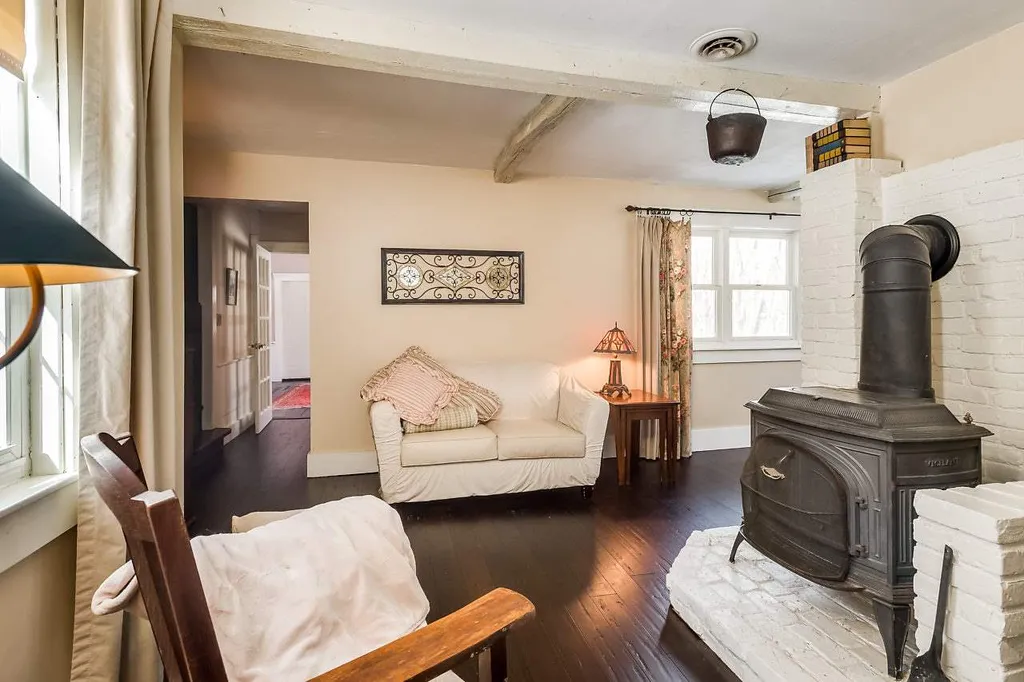 109 Langs Lane Newmarket NH 03857