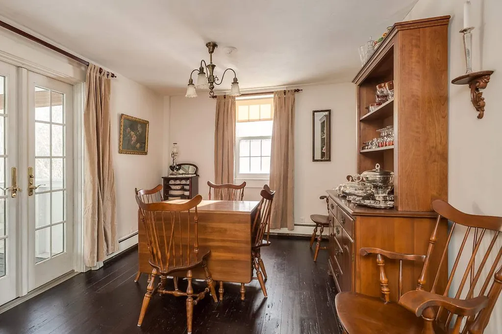109 Langs Lane Newmarket NH 03857