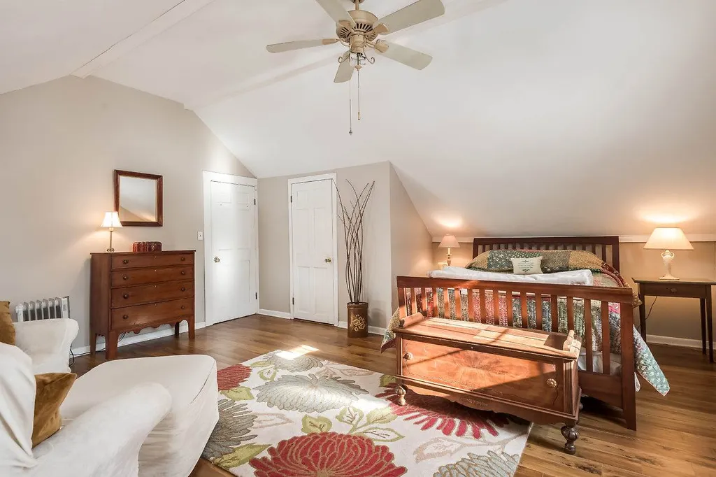 109 Langs Lane Newmarket NH 03857