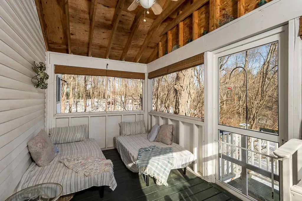 109 Langs Lane Newmarket NH 03857