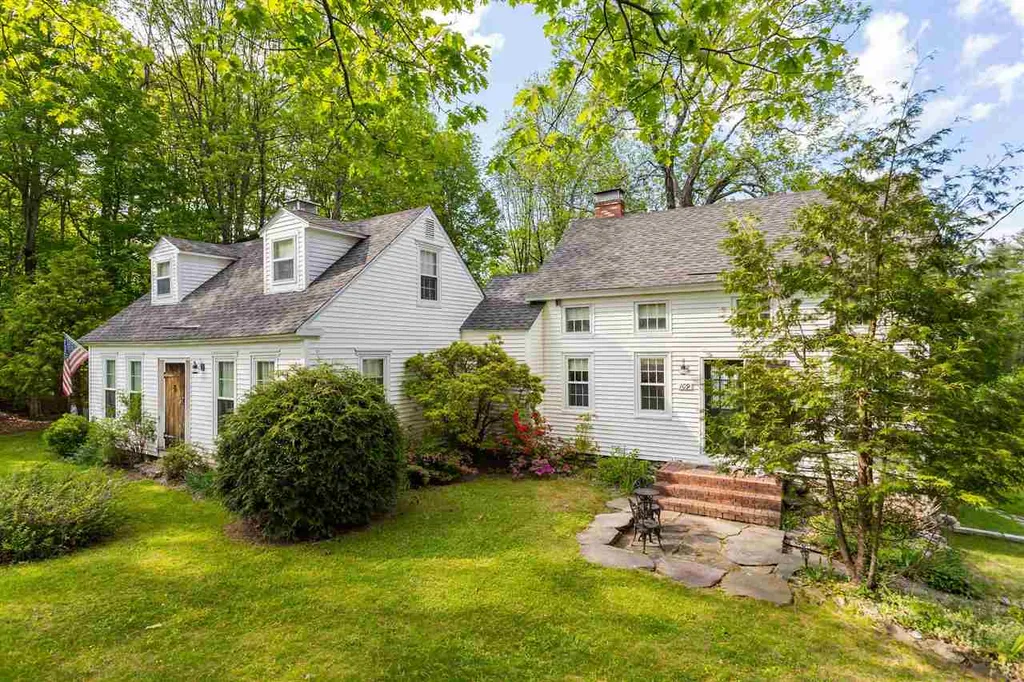 109 Langs Lane Newmarket NH 03857