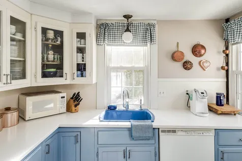 109 Langs Lane Newmarket NH 03857