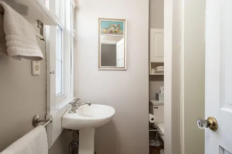 109 Langs Lane Newmarket NH 03857