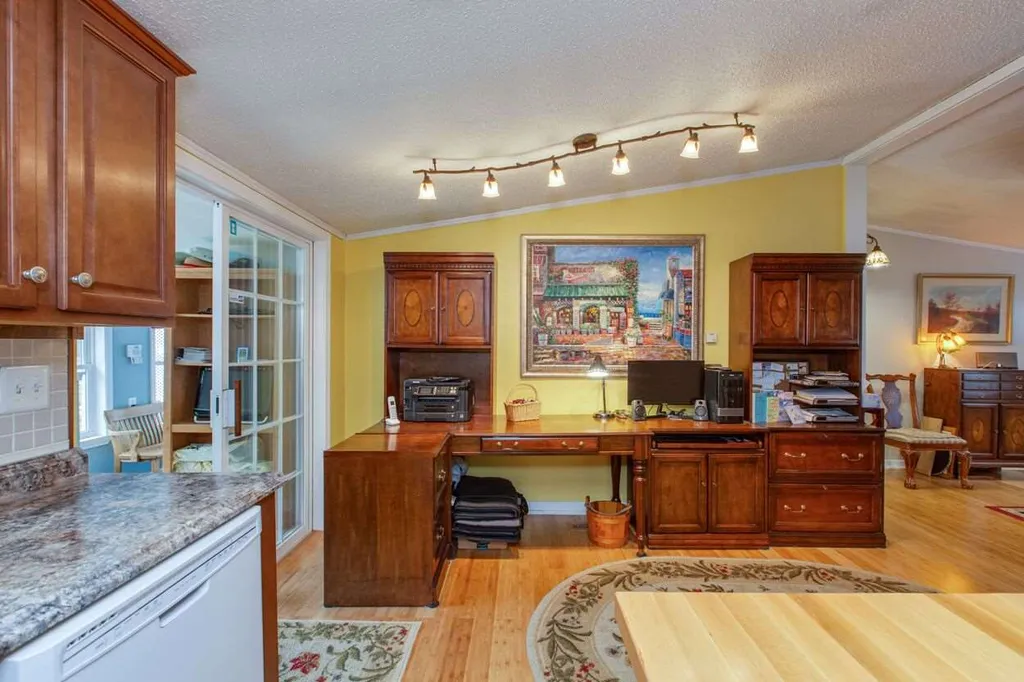 5 Neil Drive Allenstown NH 03275
