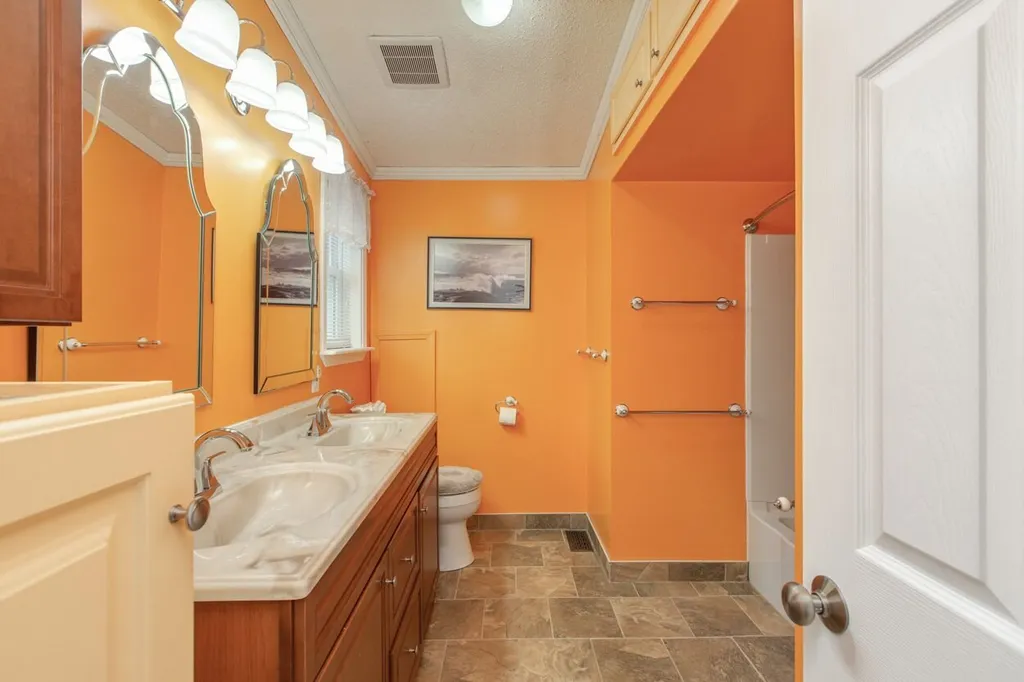 5 Neil Drive Allenstown NH 03275