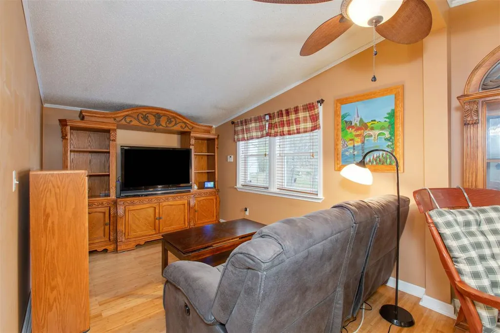 5 Neil Drive Allenstown NH 03275