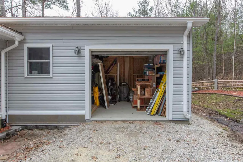 5 Neil Drive Allenstown NH 03275