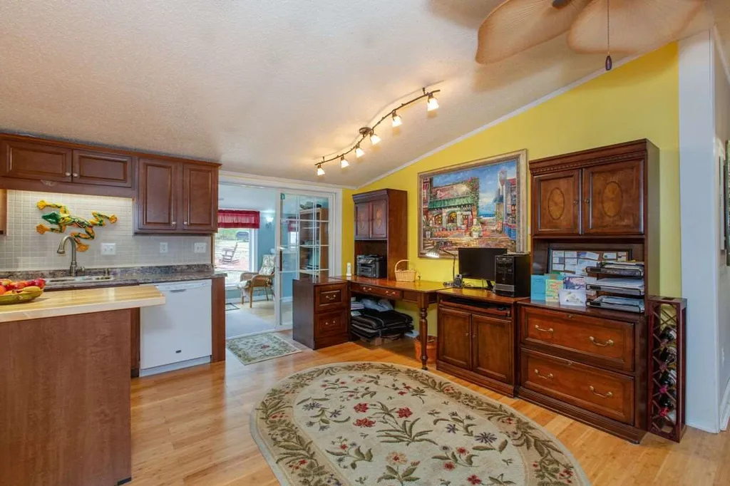 5 Neil Drive Allenstown NH 03275
