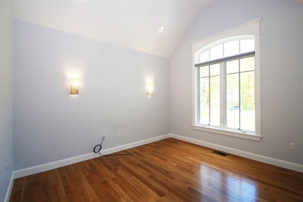 68 Edgewater Drive Barrington NH 03825