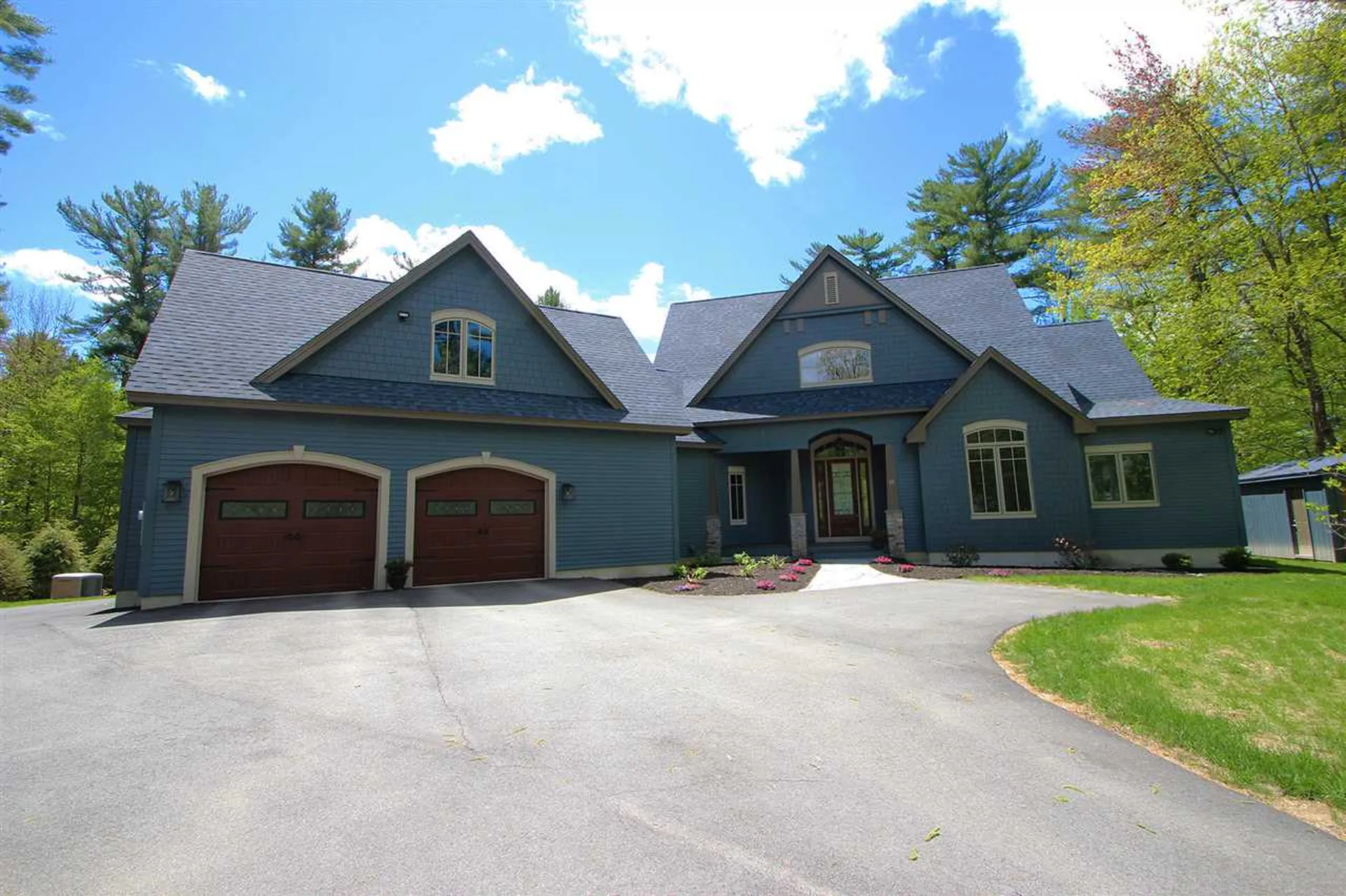 68 Edgewater Drive Barrington NH 03825