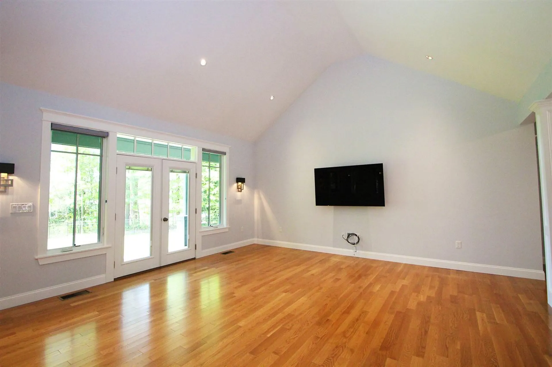 68 Edgewater Drive Barrington NH 03825