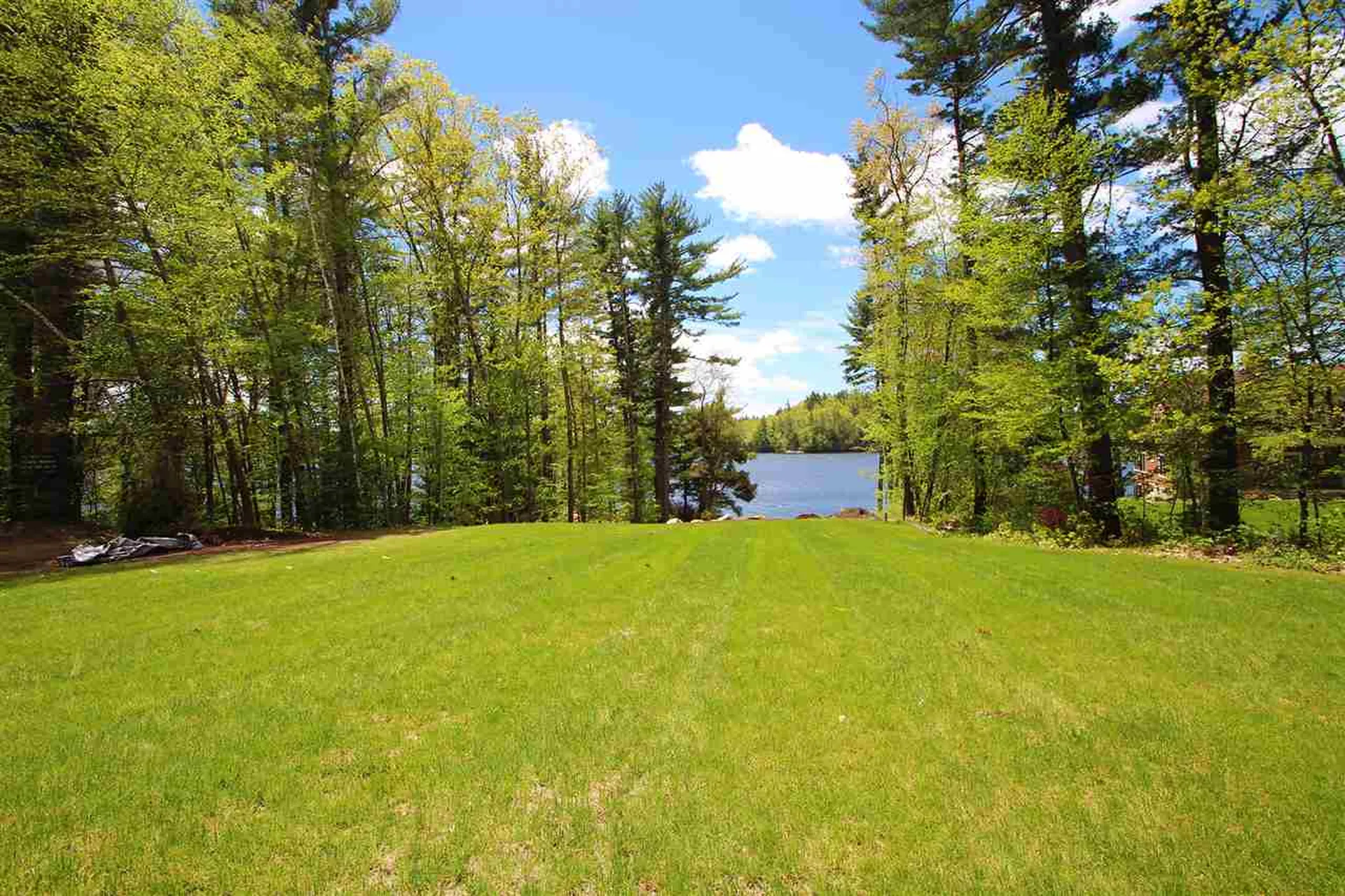 68 Edgewater Drive Barrington NH 03825