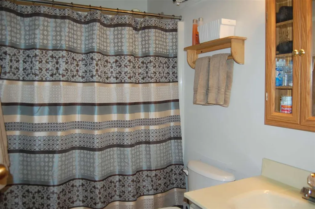 401 Village Gate Warren VT 05674