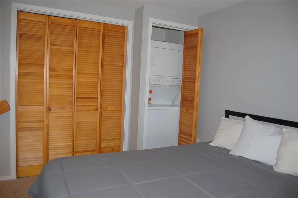 401 Village Gate Warren VT 05674