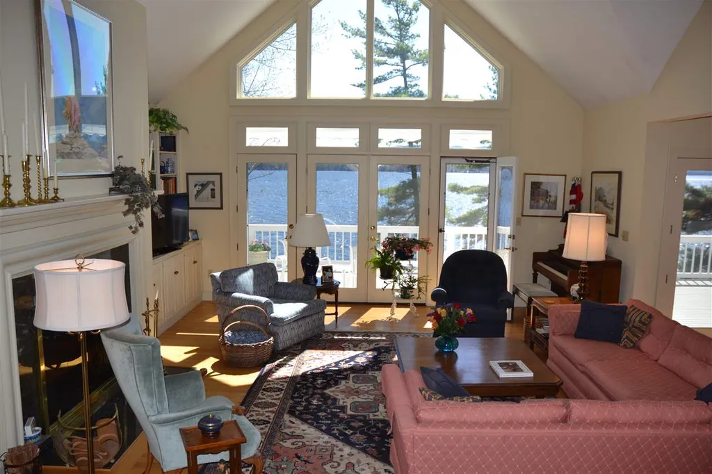 23 Greenleaf Drive Wolfeboro NH 03894