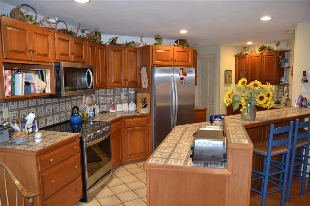 23 Greenleaf Drive Wolfeboro NH 03894