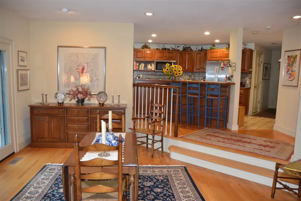 23 Greenleaf Drive Wolfeboro NH 03894